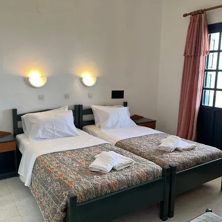 Angelos Furnished 아무피